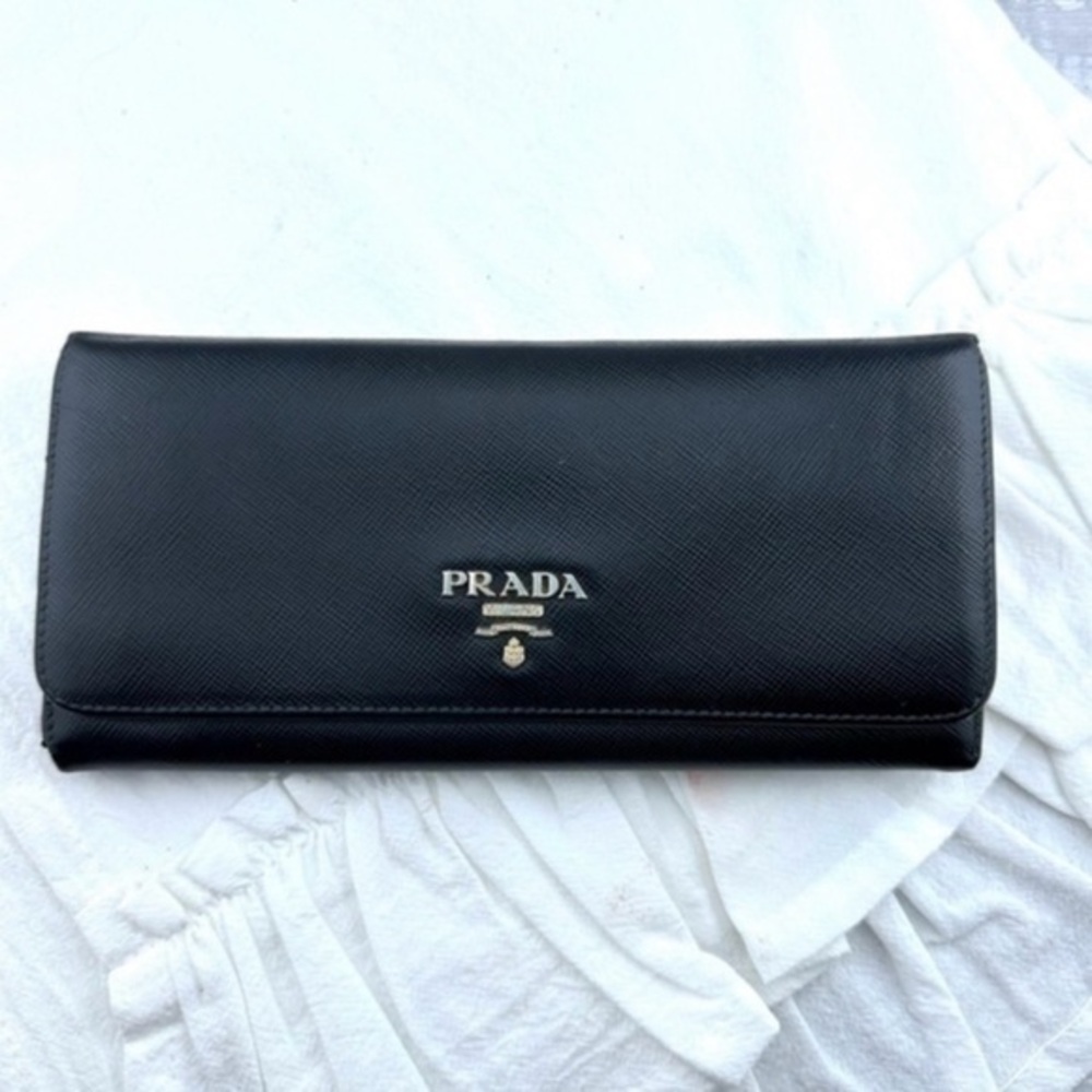 AUTHENTIC Prada Saffiano Lux Leather Logo Flap Continental Wallet. Black.